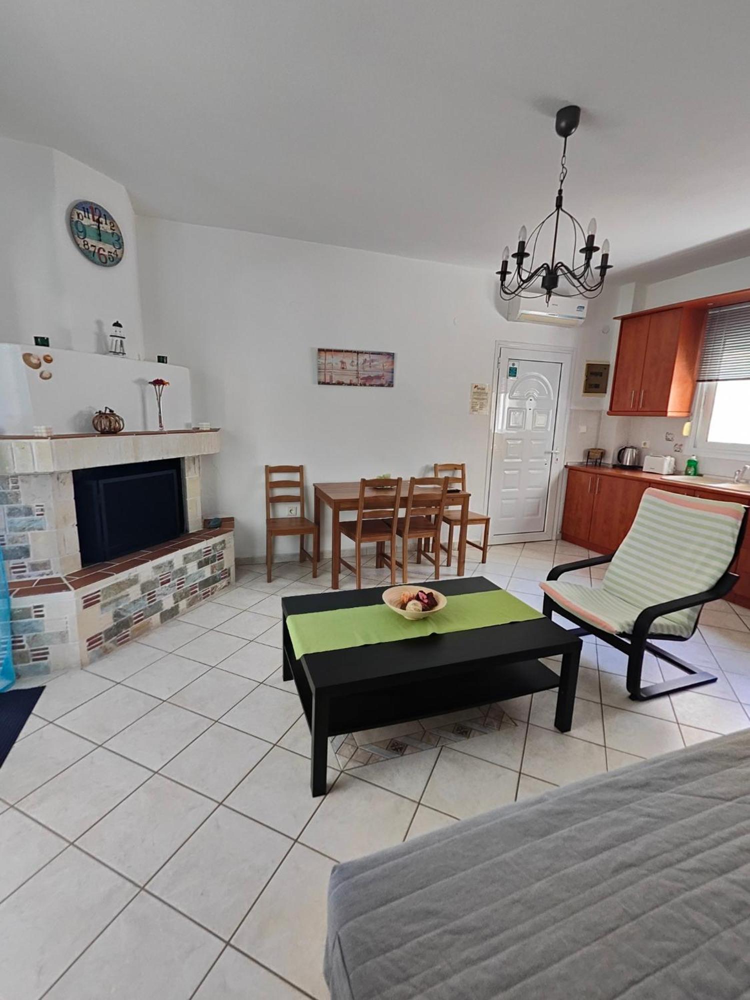 Roses Rt Apartments Skioni II Nea Skioni Bagian luar foto